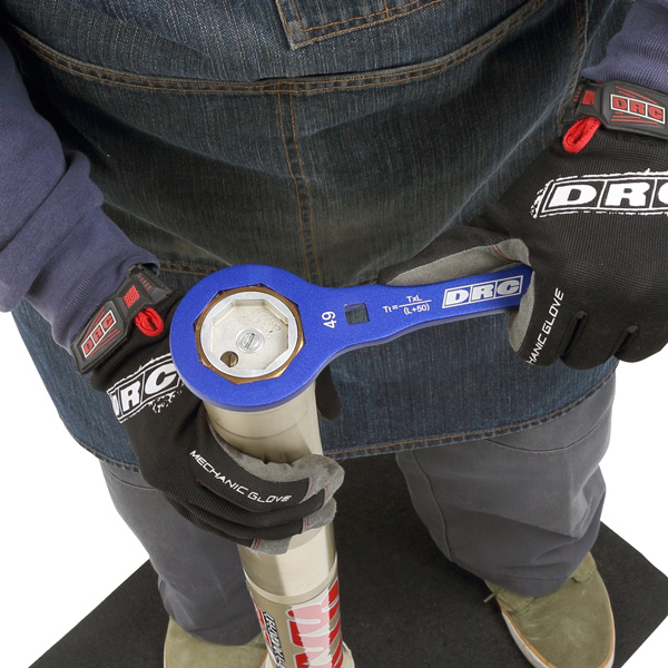 Cle Fourche WP48 WP 48 KTM Husqvarna GASGAS DRC Demontage Bouchon