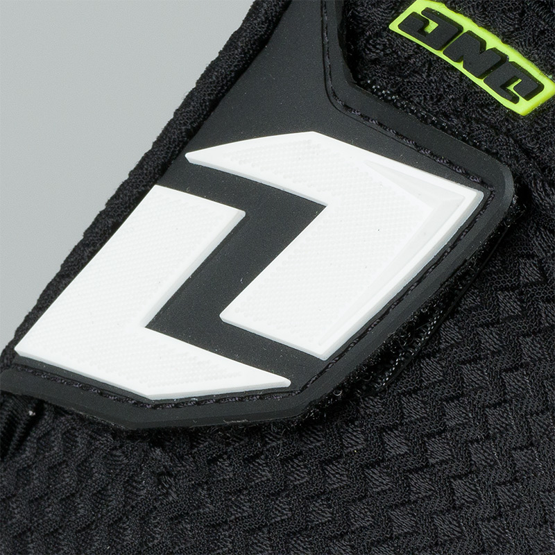 gant one industries 2026 x 100 noir cross