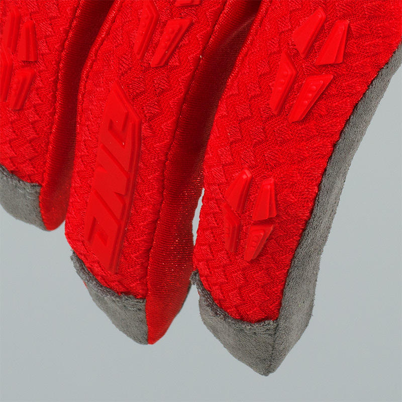 gant one industries 2026 x 200 rouge sx