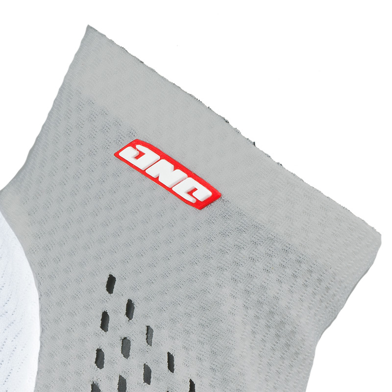 gant one industries 2026 x 300 blanc cross