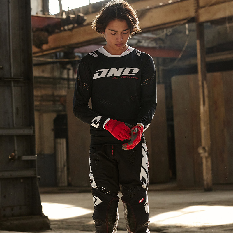 malliot one industries uno noir enduro