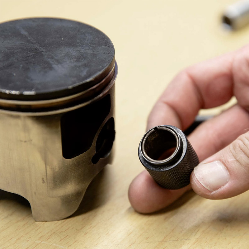 outil clip piston xgrip mx