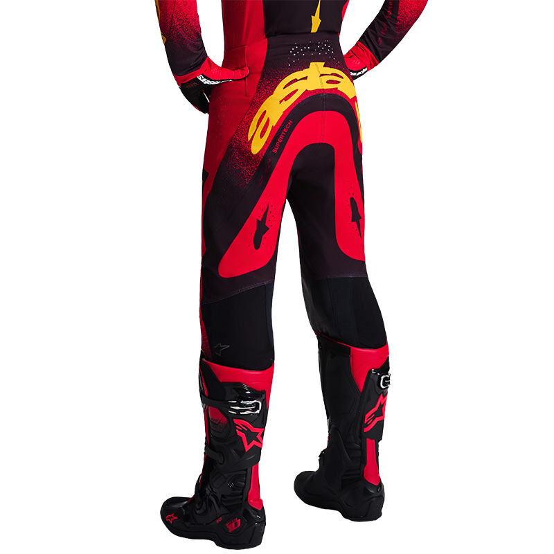 tenue alpinestars supertech scenz rouge 2026 11