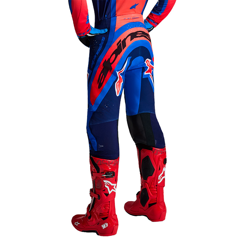 tenue alpinestars supertech vista bleu rouge 2026 09