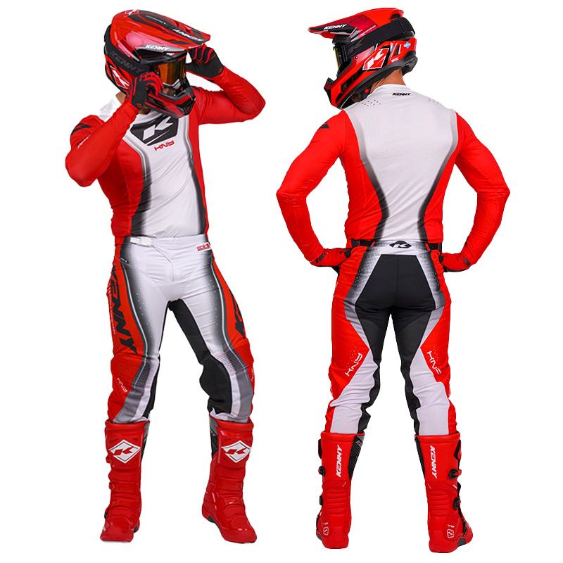 tenue complete performance solid red cross