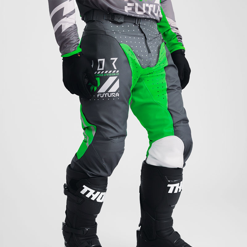 tenue thor mx 2026 launchmode futura charcoal vert 03
