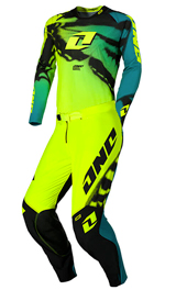 Tenue Cross One Industries Neon Tiger