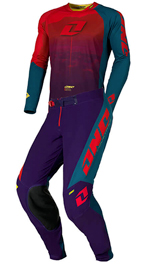 Tenue Cross One Industries Desert Red