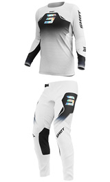 Tenue Cross SHOT Aerolite Phase Noir/Blanc 2027