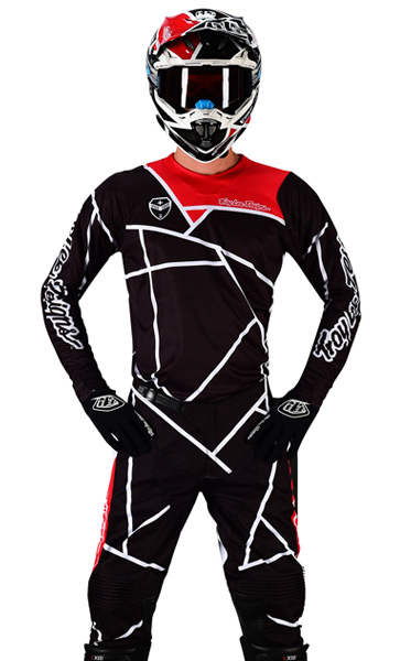 tenue complete cross pas cher